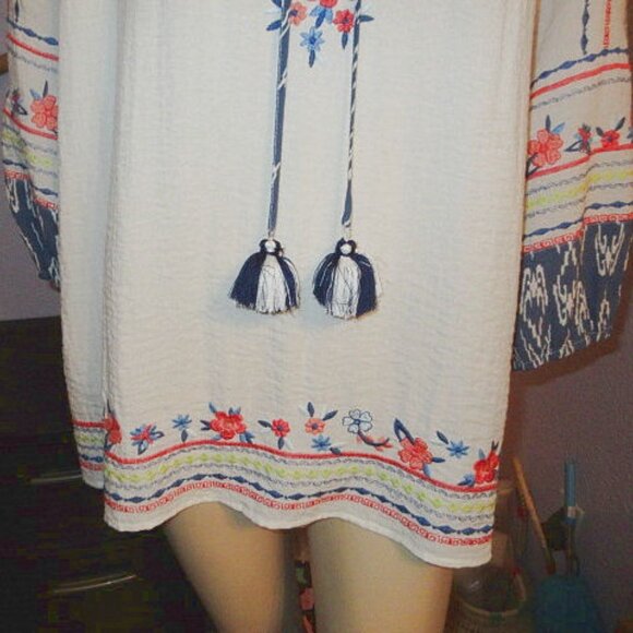 John Mark Tunic Top Size XL Embroidered Textured Peasant Artsy Boho Hippie EUC - Picture 3 of 13